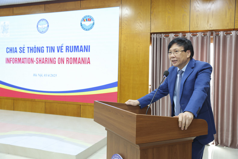 Ho Quang Loi, président de l’Association d’amitié Vietnam–Roumanie, a dit espérer que la Roumanie servira de porte d’entrée pour les exportations vietnamiennes vers l’Europe, notamment depuis son entrée dans l’espace Schengen. Photo : thoidai. Ho Quang Loi, président de l’Association d’amitié Vietnam–Roumanie, a dit espérer que la Roumanie servira de porte d’entrée pour les exportations vietnamiennes vers l’Europe, notamment depuis son entrée dans l’espace Schengen. Photo : thoidai.