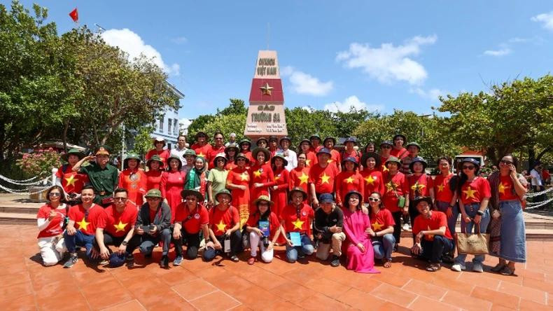 La diaspora vietnamienne est une partie inséparable et une ressource précieuse de la nation vietnamienne. La diaspora vietnamienne est une partie inséparable et une ressource précieuse de la nation vietnamienne.