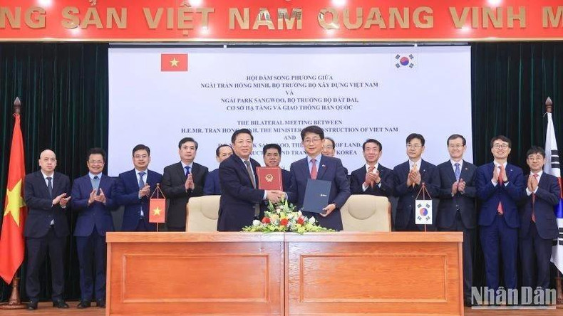 Lors des entretiens, les deux parties ont convenu de mettre en œuvre plus efficacement les contenus de coopération, contribuant ainsi au renforcement du partenariat stratégique intégral entre le Vietnam et la République de Corée.