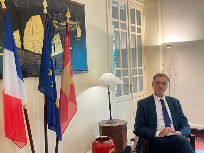 L’ambassadeur de France au Vietnam Olivier Brochet. Photo : VNA.