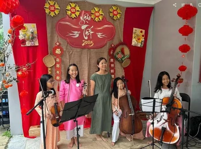 Yêu Têt 2025 est un pont reliant les Vietnamiens à travers le monde aux traditions culturelles de leur pays d’origine. Photo : baoquocte.vn