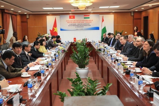 La 6e réunion du Comité mixte Vietnam - Hongrie sur la coopération économique à Hanoï. Photo : VNA. La 6e réunion du Comité mixte Vietnam - Hongrie sur la coopération économique à Hanoï. Photo : VNA.