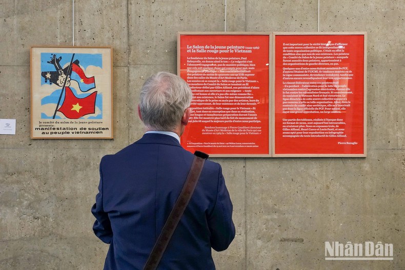 L’utilisation du langage artistique pour protester contre la guerre a attiré la participation de nombreux artistes issus de diverses tendances de gauche ou indépendants de toute organisation. Photo : Minh Duy