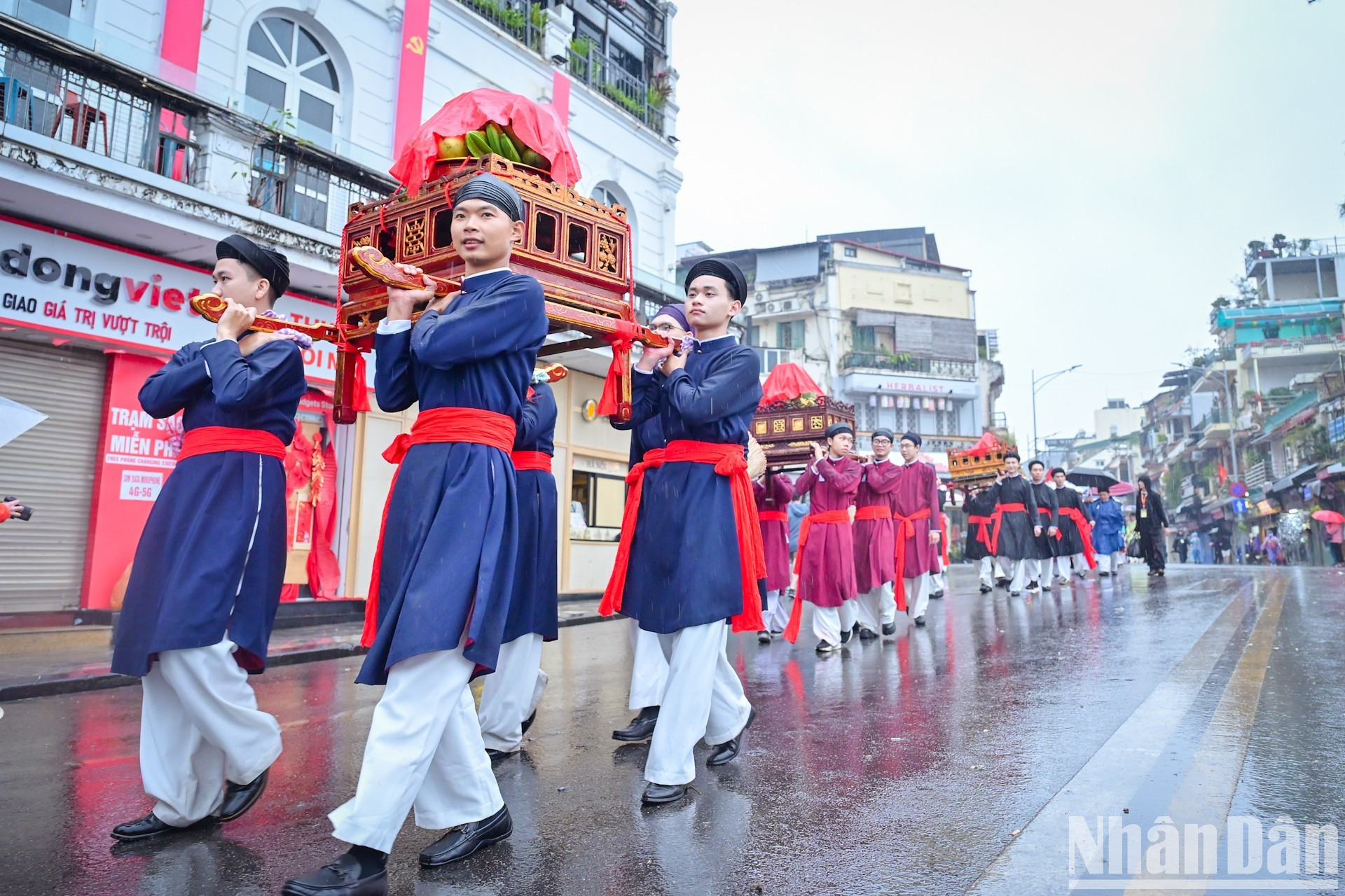 L’intense saveur du Tet d’antan qui se répand dans la vieille ville de Hanoï