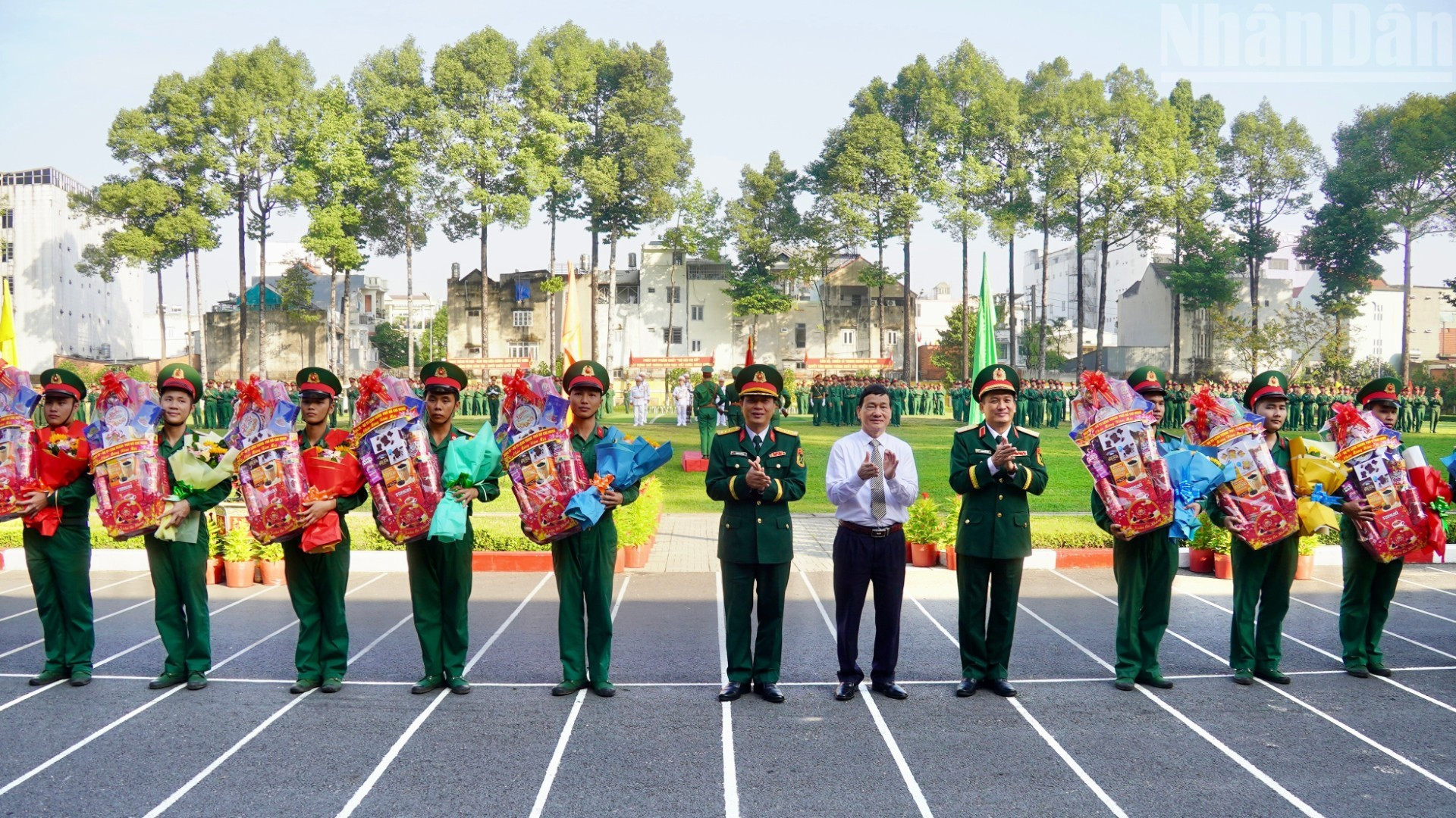 La cérémonie d’adieu aux militaires démobilisés au Régiment Gia Dinh.