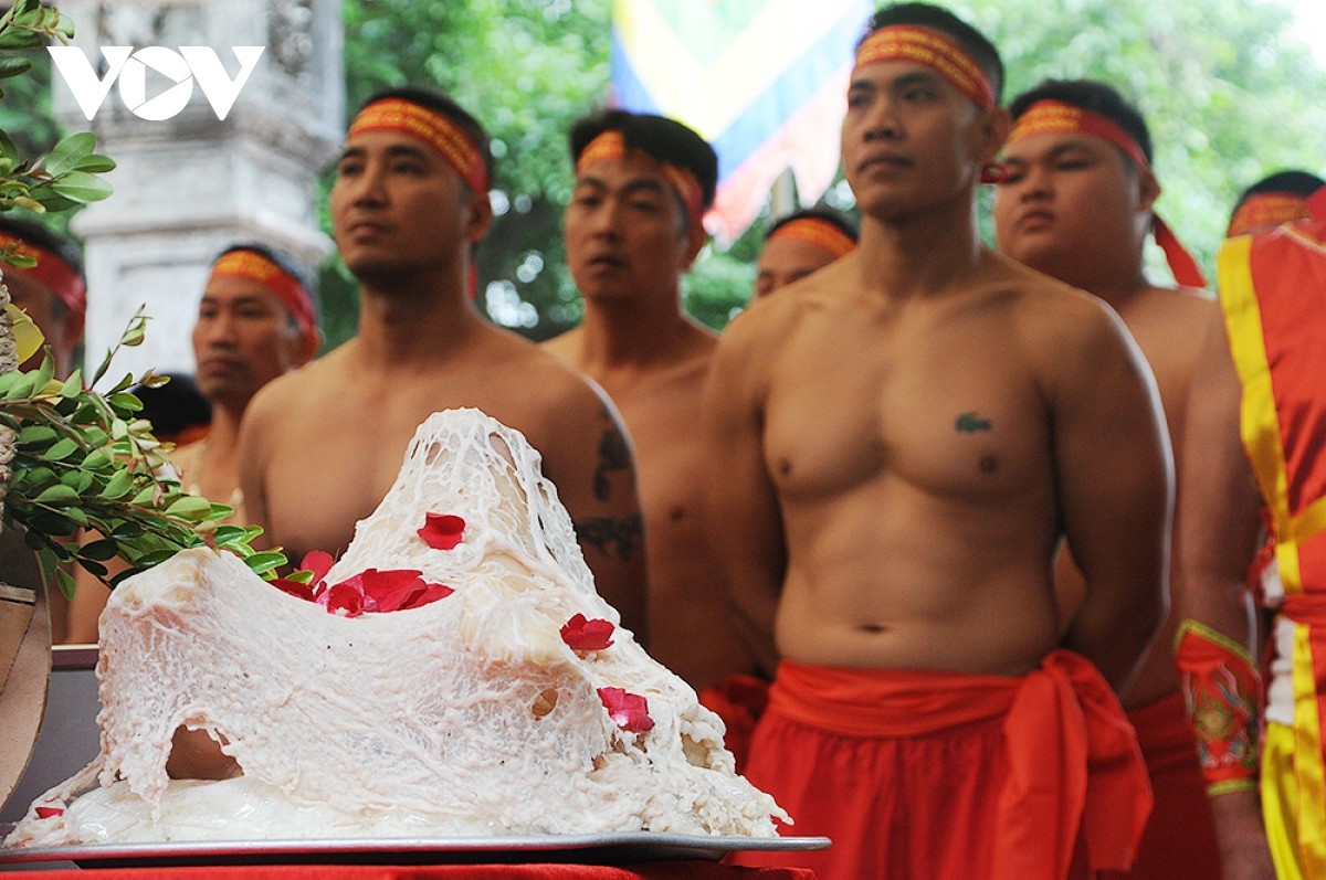 Le 2 décembre 2015, le rituel et le jeu du tir à la corde du Vietnam, du Cambodge, de la République de Corée et des Philippines ont été officiellement inscrits sur la Liste du patrimoine culturel immatériel représentatif de l’humanité.