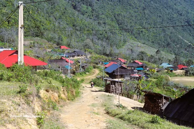 Centre du village. Photo : VNA.