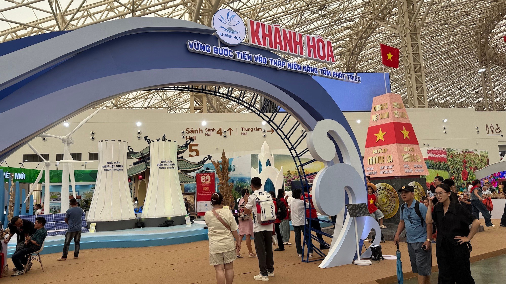 Le stand d’exposition de la province de Khanh Hoa. Le stand d’exposition de la province de Khanh Hoa.