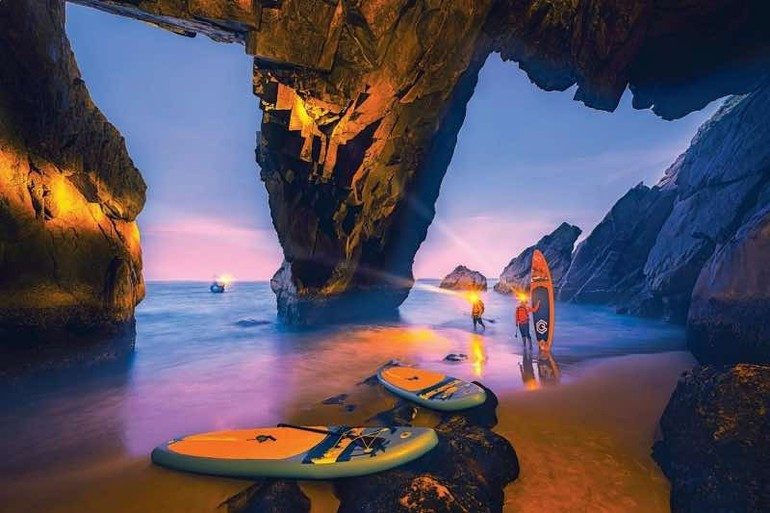 Nguyen Minh Quang (Vietnam) – Grottes côtières – potentiel du tourisme d’exploration (Coastal caves – potentials for discovery tourism). Nguyen Minh Quang (Vietnam) – Grottes côtières – potentiel du tourisme d’exploration (Coastal caves – potentials for discovery tourism).