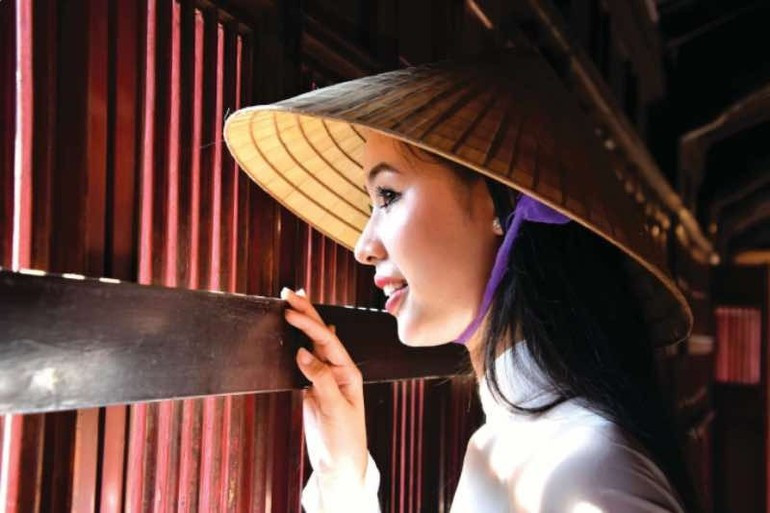 Dam Mayukh (Inde) – À l’intérieur de la Citadelle impériale de Hue (Inside Hue Imperial City Citadel, Hue). Dam Mayukh (Inde) – À l’intérieur de la Citadelle impériale de Hue (Inside Hue Imperial City Citadel, Hue).