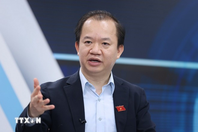 Le professeur associé et docteur Bui Hoai Son, membre à temps plein de la Commission de la culture et de l’éducation de l’Assemblée nationale. Photo: VNA