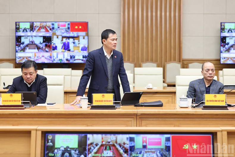 Le président-directeur général du groupe Viettel, Tao Duc Thang, a pris la parole.