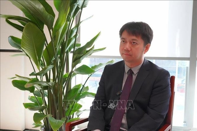 Wang Wen, doyen de l&apos;Institut d&apos;études financières Chongyang de l&apos;Université Renmin de Chine (RDCY). Photo: VNA