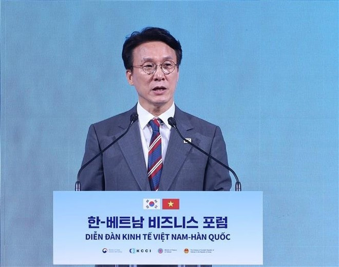 Le Premier ministre sud-coréen Kim Min Seok s'exprime au Forum. Photo: VNA Le Premier ministre sud-coréen Kim Min Seok s'exprime au Forum. Photo: VNA