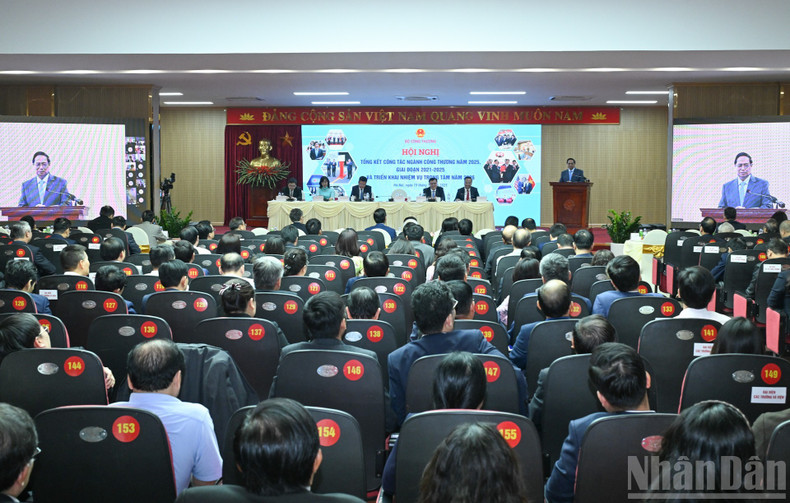 Vue d’ensemble de la conférence.