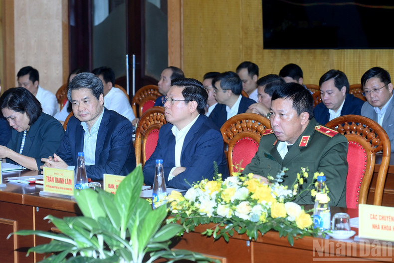 Les délégués ont assisté au colloque.