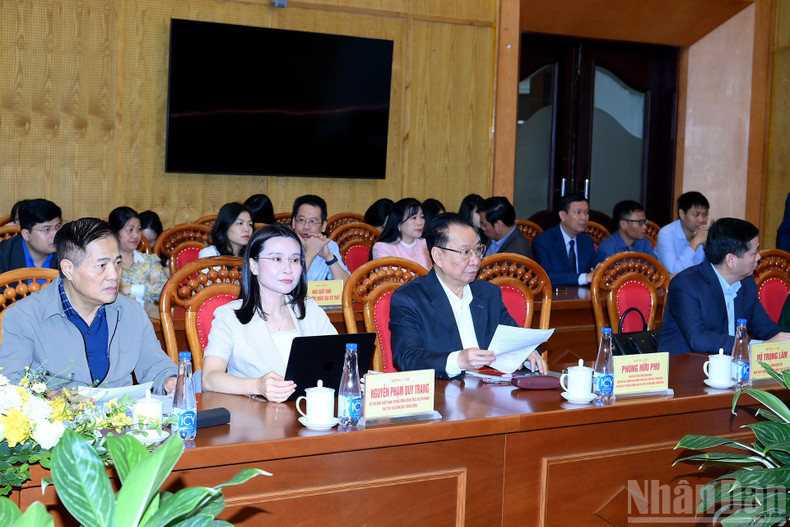 Les délégués ont assisté au colloque.