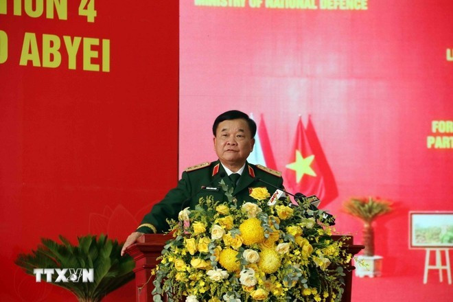 Le vice-ministe de la Défense, Hoang Xuan Chiên, également chef du groupe de travail intersectoriel, chef du comité directeur du ministère de la Défense sur la participation aux opérations de maintien de la paix des Nations Unies, lors de la cérémonie. Photo : VNA. Le vice-ministe de la Défense, Hoang Xuan Chiên, également chef du groupe de travail intersectoriel, chef du comité directeur du ministère de la Défense sur la participation aux opérations de maintien de la paix des Nations Unies, lors de la cérémonie. Photo : VNA.