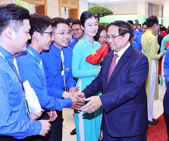 Le Premier ministre Pham Minh Chinh a affirmé que la jeunesse constitue une force pionnière, animée d’une aspiration constante à s’élever et à contribuer à la Patrie et au peuple. Photo : VNA