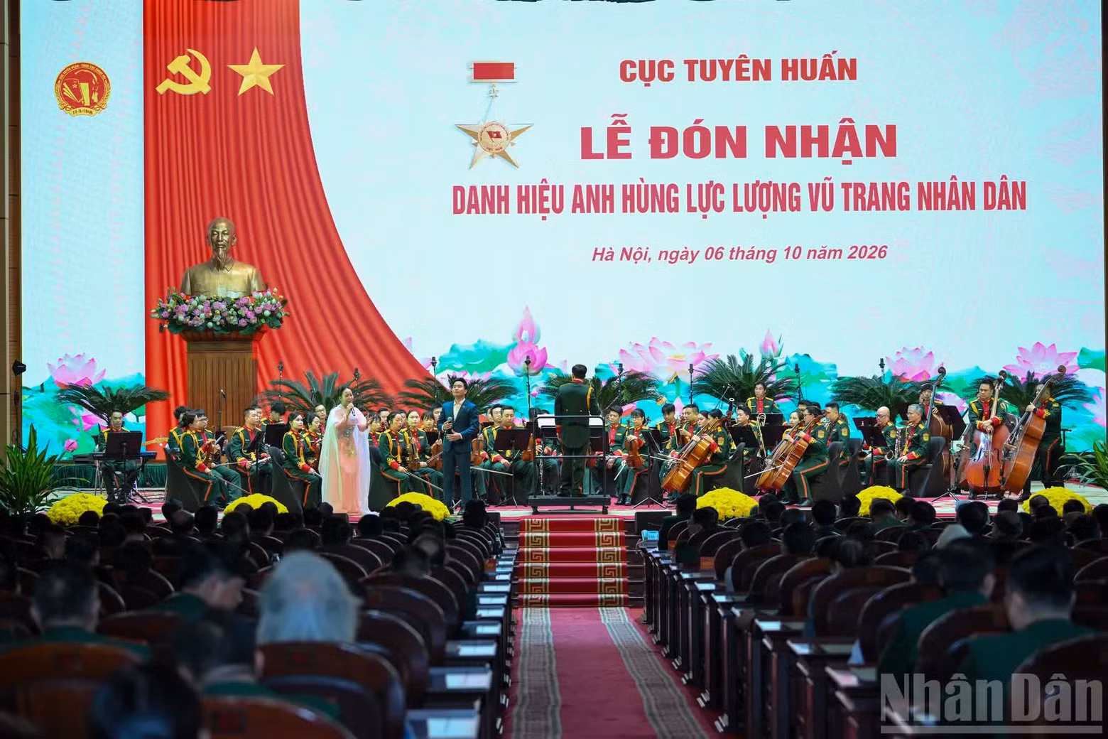 cuc-tuyen-huan-nhuan-huan-chuong-hang-nhat-1394.jpg