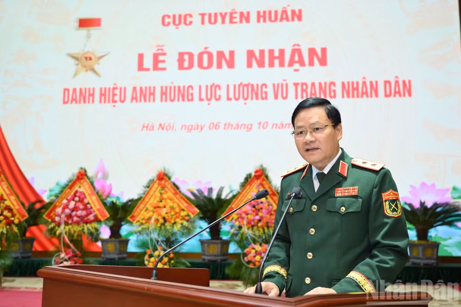 cuc-tuyen-huan-nhuan-huan-chuong-hang-nhat-5137.jpg