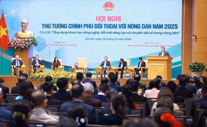 Le Premier ministre Pham Minh Chinh s'exprime au 7e Dialogue avec les agriculteurs, le 10 décembre à Hanoï. Photo: VNA