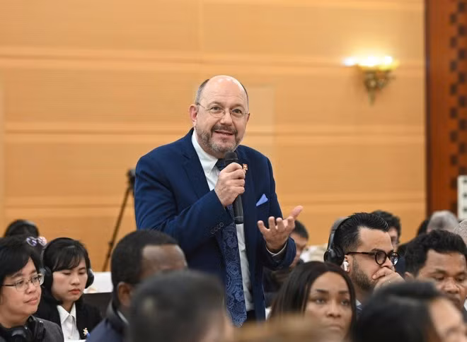 L’ambassadeur de Suisse au Vietnam, Thomas Gass. Photo: VNA