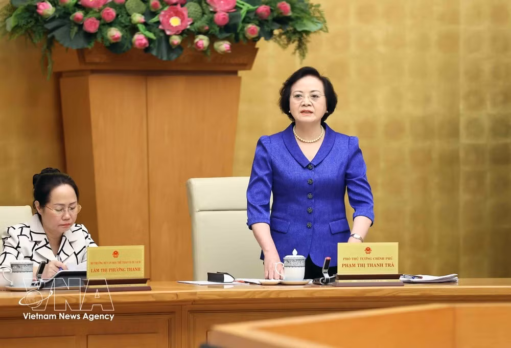 Mme Pham Thi Thanh Tra, secrétaire du Comité central du Parti communiste du Vietnam (PCV), vice-Première ministre et cheffe du Comité directeur national sur le tourisme. Photo : VNA