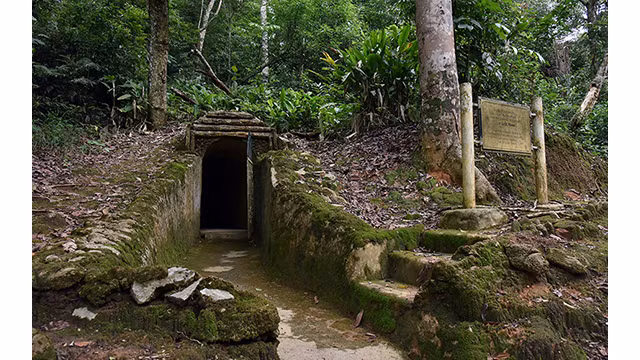 Visite du poste de commandement de la campagne de Diên Biên Phu à Muong Phang ảnh 6 Visite du poste de commandement de la campagne de Diên Biên Phu à Muong Phang ảnh 6