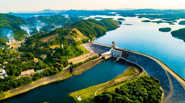 Réservoir hydroélectrique de Thac Bà, paysage de charme de Yên Bai ảnh 1