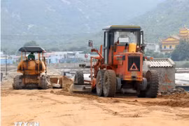 Le projet de parc industriel de Phuoc Nam, situé dans la commune de Ca Na, entre dans sa phase de construction. Photo : VNA.