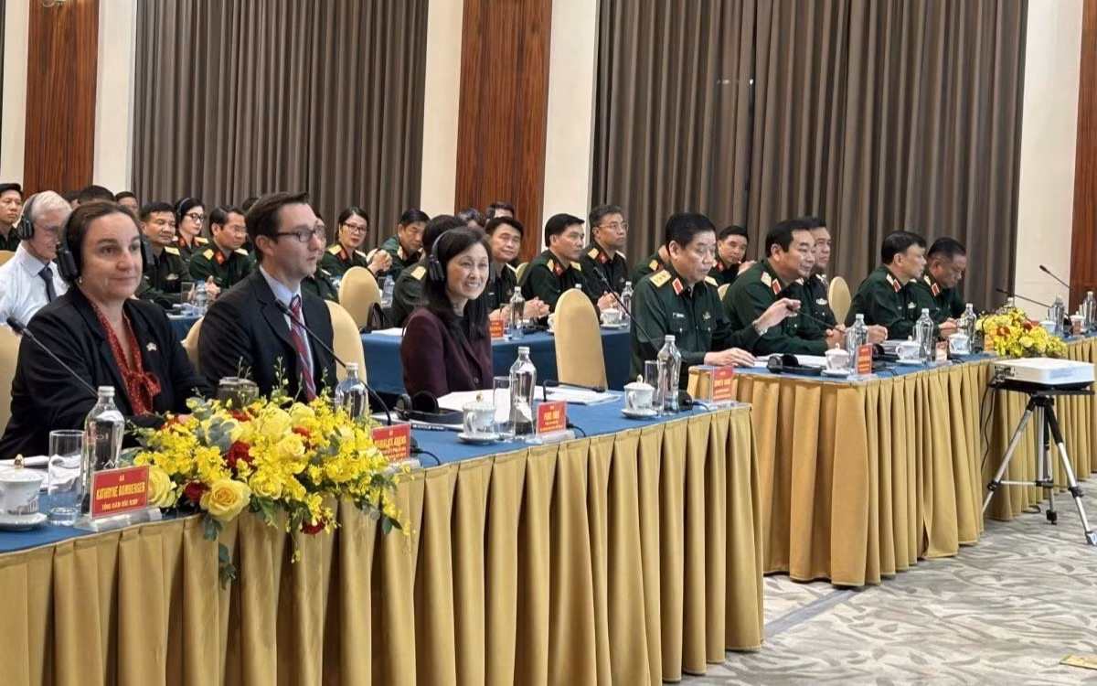 hoi-thao-tim-kiem-hai-cot-liet-si-5566.jpg