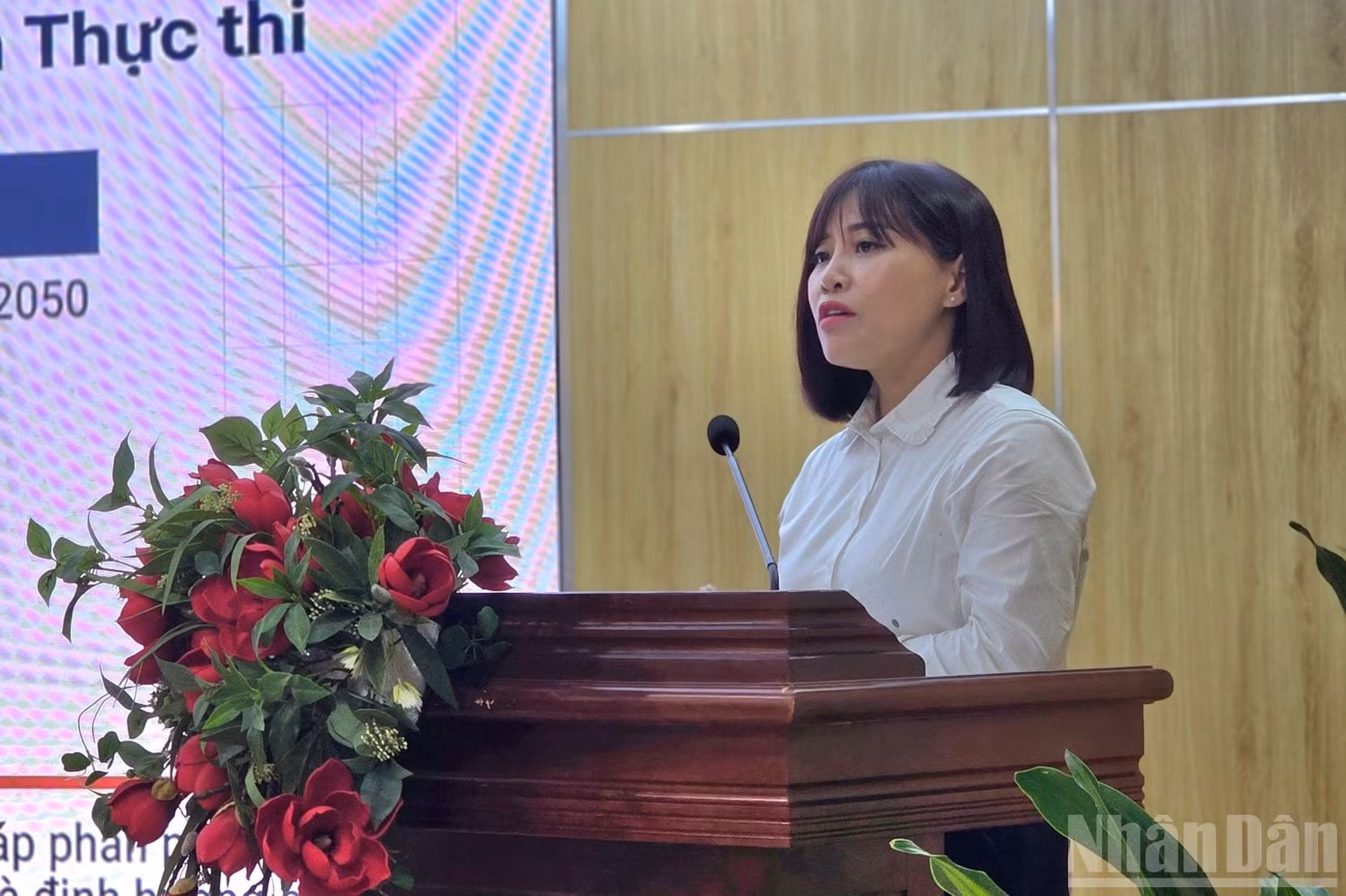 Nguyen Ngoc Tam, cheffe adjointe du bureau du Département de la gestion et du développement du marché intérieur du ministère de l’Industrie et du Commerce. Photo : Kim Dung.