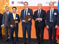 Échange du protocole d'accord de coopération entre T&T Energy Group et TotalEnergies Gas & Power Activities. Photo: Anh Chien/NDEL.