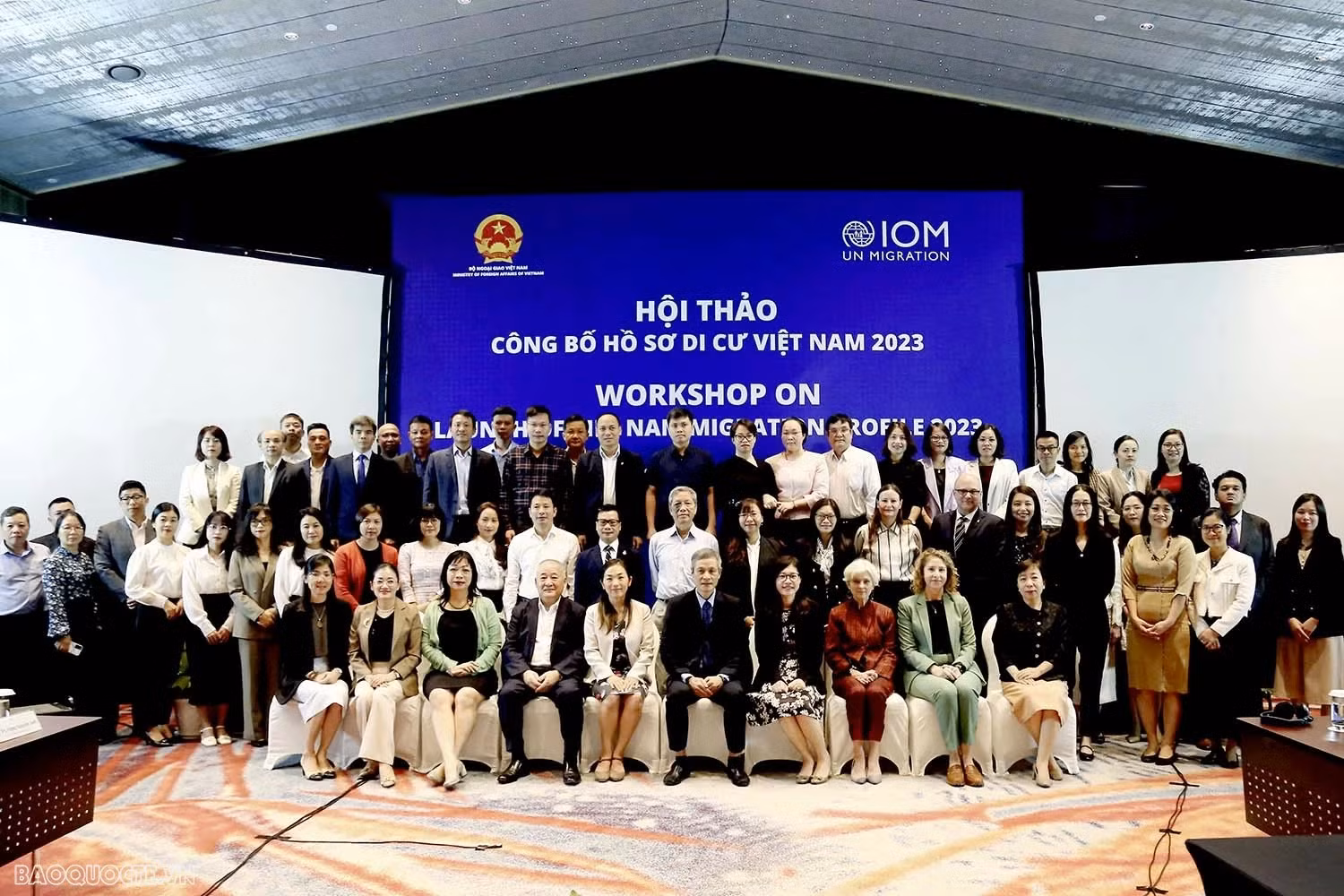 Les délégués assistent au Séminaire de présentation du Profil migratoire du Vietnam 2023, tenu le 29 octobre, à Hanoï. Photo : baoquocte.vn