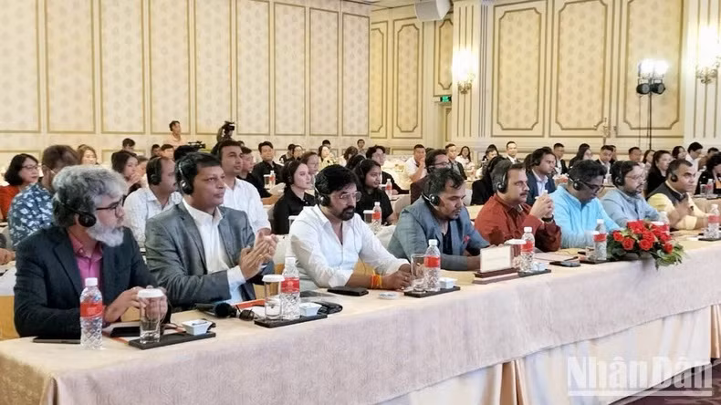 Des délégués indiens à la conférence.