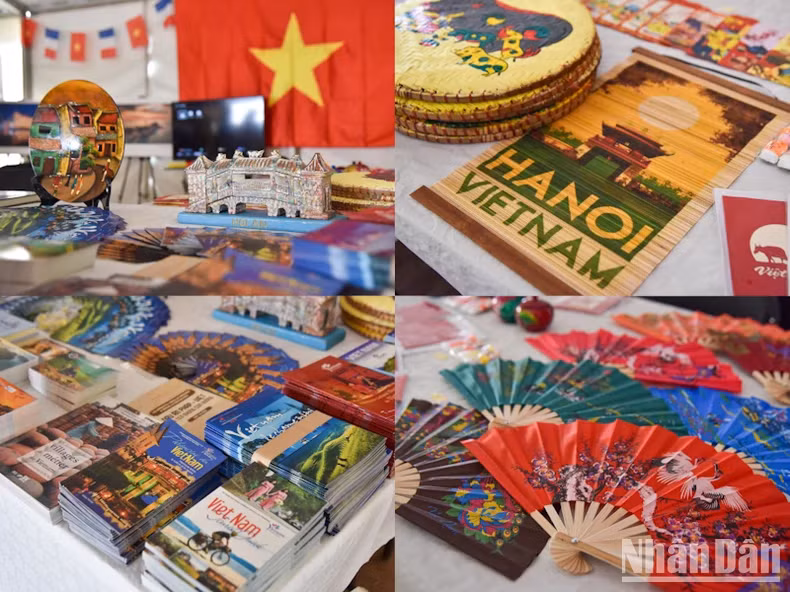 La Journée de la Francophone est une bonne occasion de promouvoir de nombreux uniques objets de souvenir artisanaux. Photo : nhandan.vn