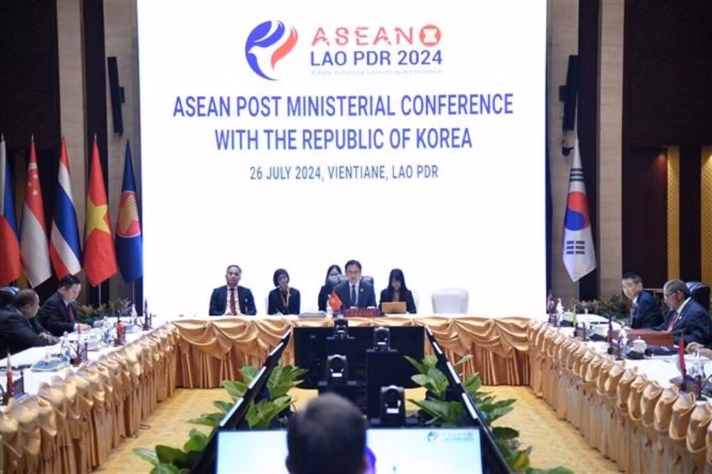 Le vice-ministre vietnamien des Affaires étrangères Do Hung Viet, également chef de SOM de l’ASEAN du Vietnam, lors de la 19e réunion des ministres des Affaires étrangères sur la coopération Mékong - République de Corée (MKC12) au Laos. Photo: baoquocte.vn