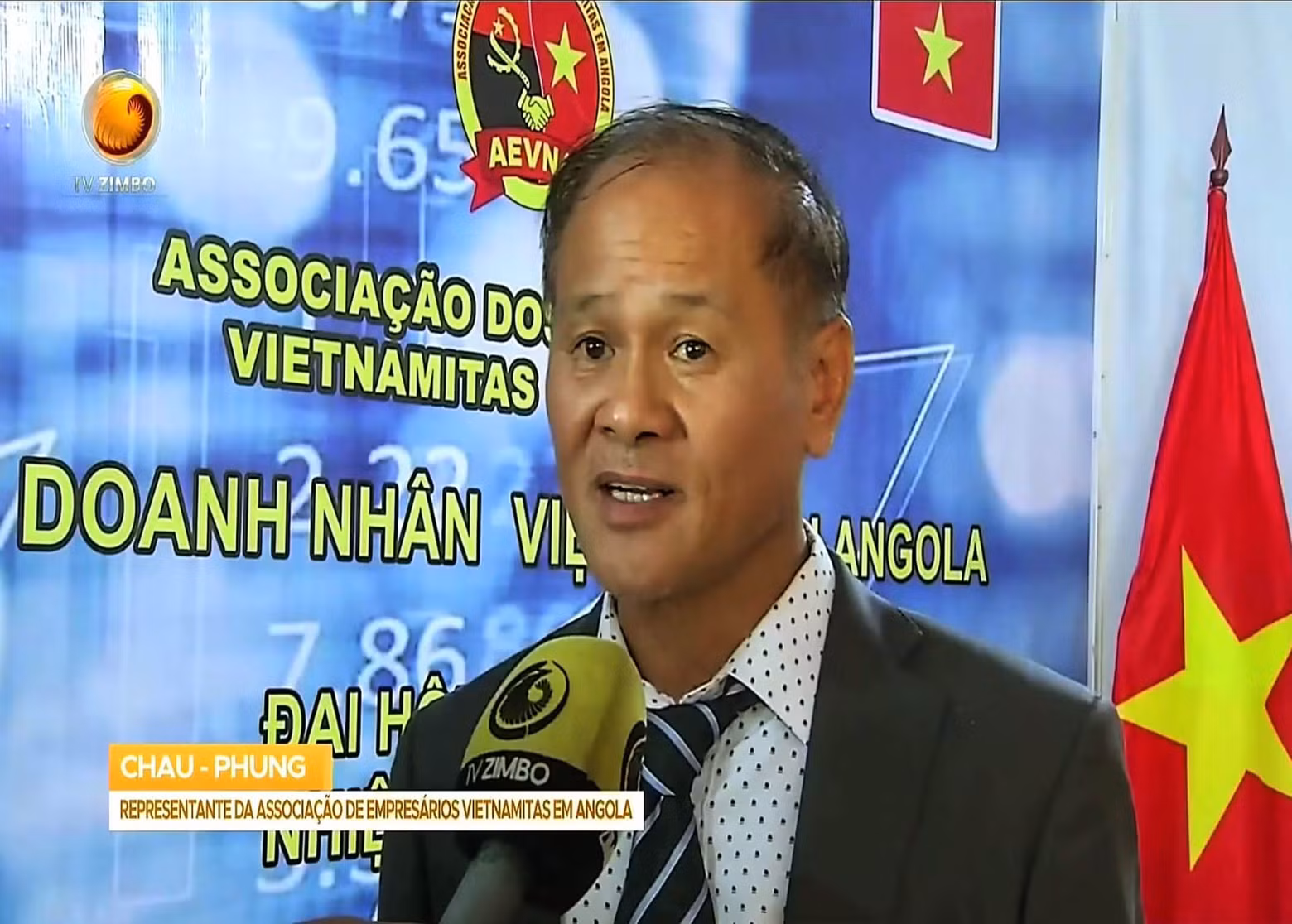 Au nom du Comité exécutif de l’Association des hommes d’affaires vietnamiens en Angola pour le mandat 2024 – 2027, Phung Dac Minh Chau a promis de contribuer activement au développement de l’association tant en quantité tant en qualité, ainsi qu’au renforcement de l’amitié traditionnelle, de la coopération économique et de la compréhension mutuelle entre le Vietnam et l’Angola. Photo: baoquocte.vn.