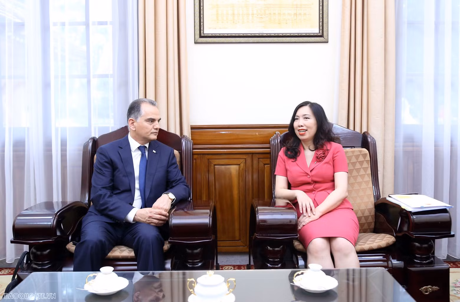 Le Vietnam et le Turkménistan doivent multiplier les rencontres et les échanges de délégations à tous les échelons tant au niveau bilatéral que multilatéral. Cela permettra aux deux pays de renforcer la confiance et la compréhension mutuelle, ainsi que de donner un nouvel élan à la coopération bilatérale dans tous les domaines, dont l’économie, le tourisme, l’éducation, la formation et l’énergie. Photo: baoquocte.vn.