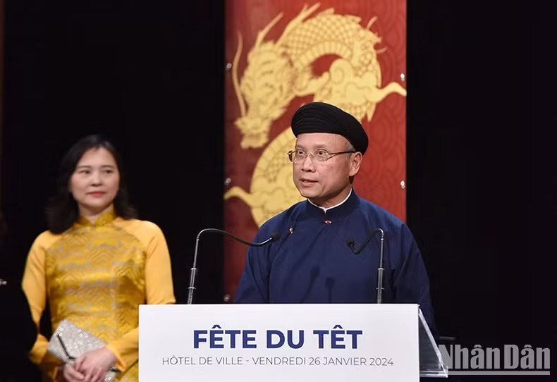 L’ambassadeur vietnamien en France, Dinh Toàn Thang, prend la parole lors de la cérémonie. Photo : NDEL.