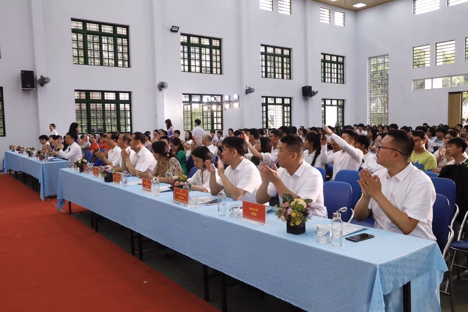Le programme permet d’ouvrir de nombreuses opportunités de coopération bilatérale dans l’éducation et la formation. Photo: Lycée d’excellence de Lao Cai. Le programme permet d’ouvrir de nombreuses opportunités de coopération bilatérale dans l’éducation et la formation. Photo: Lycée d’excellence de Lao Cai.