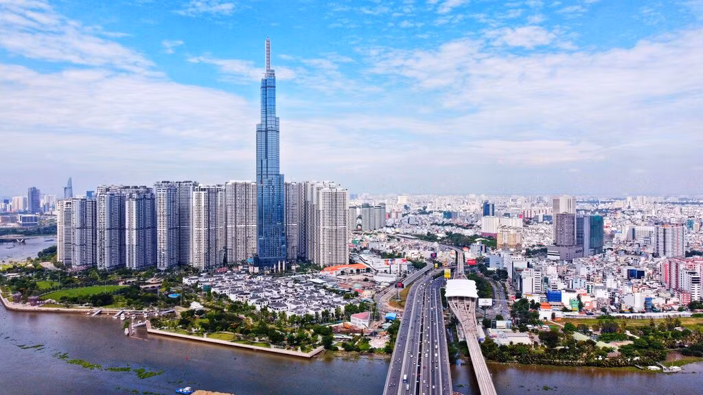 Le Vietnam se fixe pour objectif de devenir un pays à revenu élevé et doté d’une industrie moderne d’ici 2045. Le Vietnam se fixe pour objectif de devenir un pays à revenu élevé et doté d’une industrie moderne d’ici 2045.