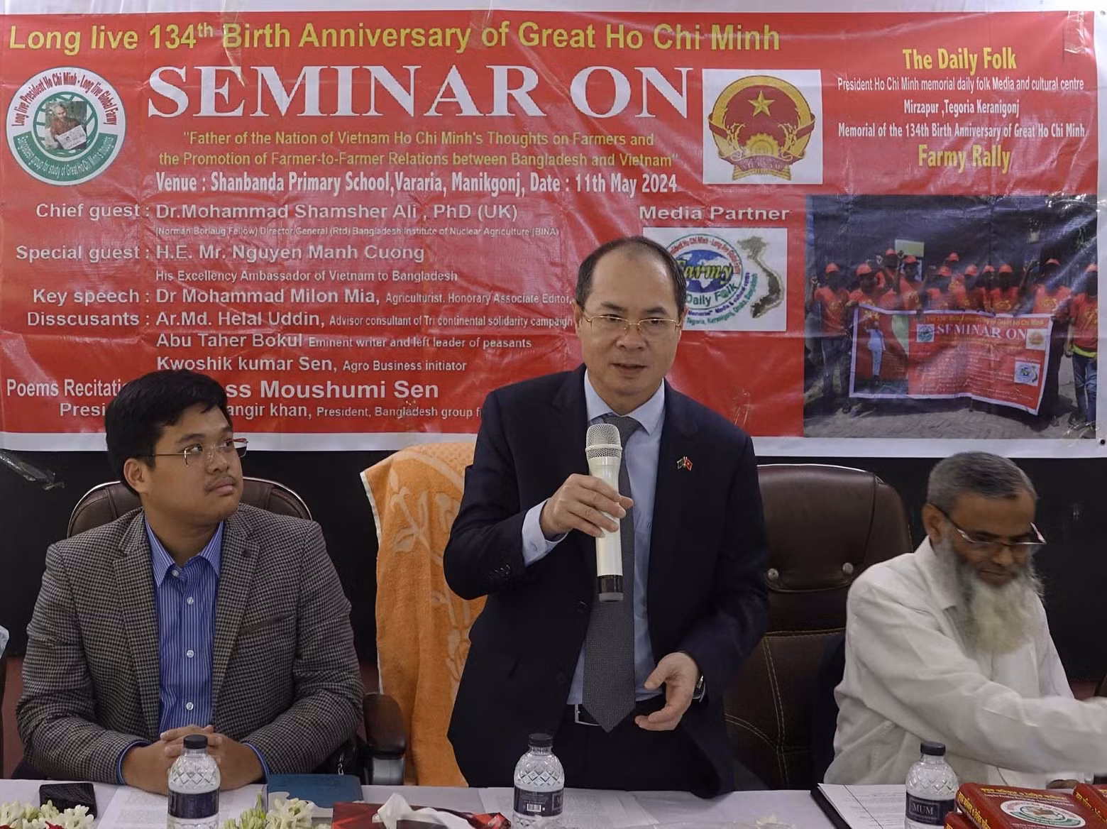 L’ambassadeur vietnamien au Bangladesh Nguyên Manh Cuong prend la parole. Photo : CPV