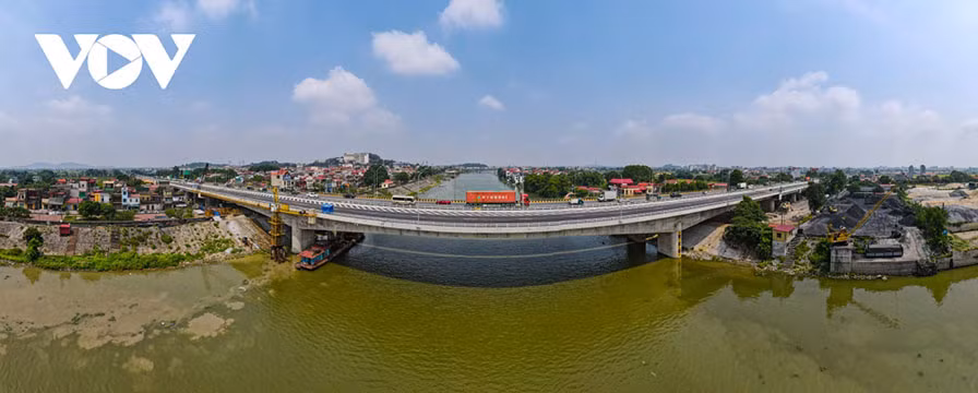 Les politiques ouvertes d'attraction des investissements et l'amélioration de l'environnement d'investissement ont fait de la province de Bac Giang la localité ayant le taux de croissance économique le plus élevé du pays. Photo : VOV.
