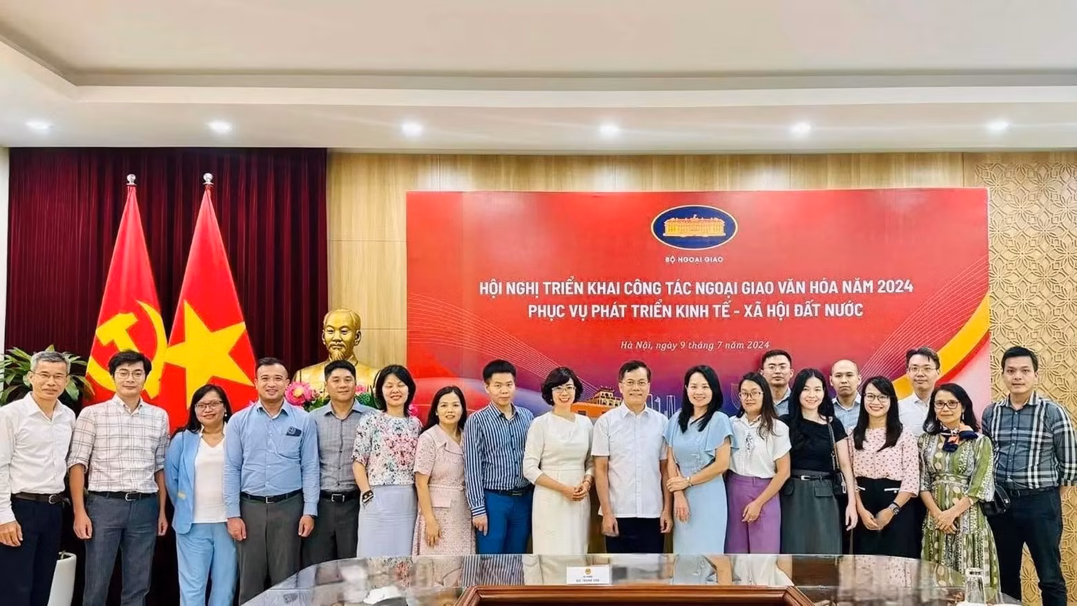 Le vice-ministre Hà Kim Ngoc, chef du Comité directeur des affaires culturelles et personnel du Département du patrimoine culturel et de l'UNESCO, ministère des Affaires étrangères. Photo : baoquocte.vn