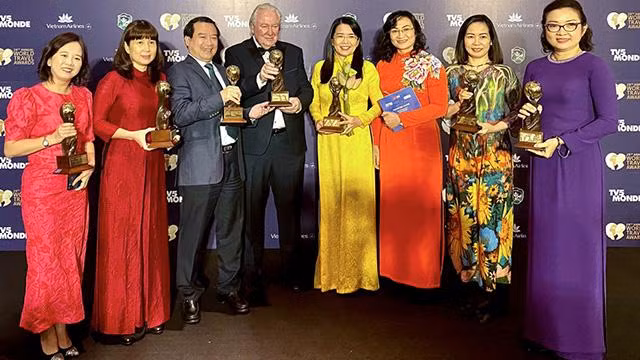 De nombreuses destinations du Vietnam continuent d’être en tête en Asie. Photo : VOV.