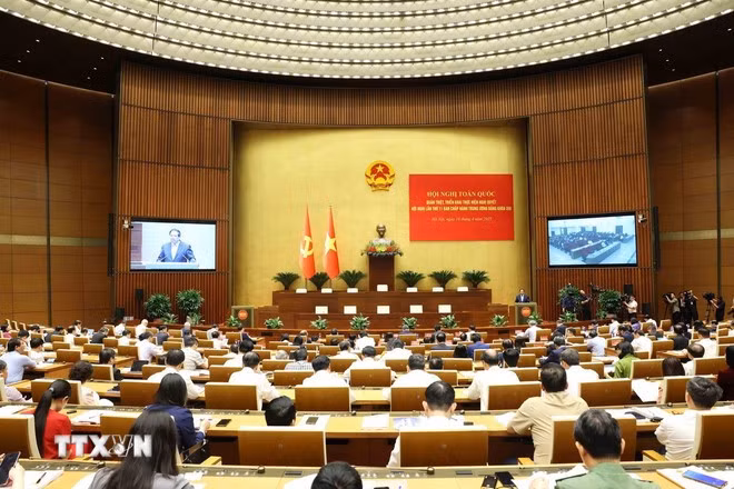 Le PM expose les projets de documents du XIVe Congrès national du Parti ảnh 1