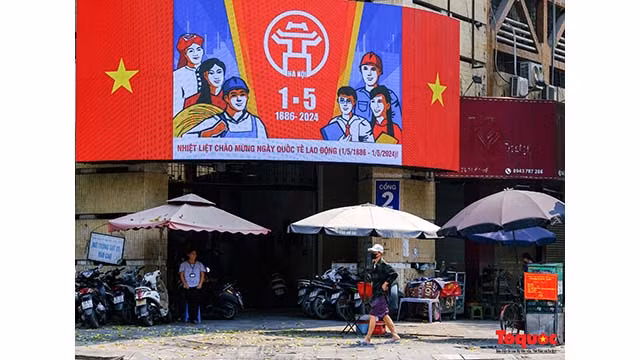 Grâce à une préparation minutieuse, la ville de Hanoï s’attend à accueillir de nombreux touristes nationaux et étrangers pendant ces vacances et dans les temps à venir. Photo : toquoc.vn Grâce à une préparation minutieuse, la ville de Hanoï s’attend à accueillir de nombreux touristes nationaux et étrangers pendant ces vacances et dans les temps à venir. Photo : toquoc.vn
