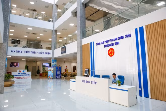 Centre des services publics à Quang Ninh. Photo : VNA